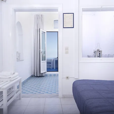 Kafieris Blue Caldera شقة فِروستيفاني